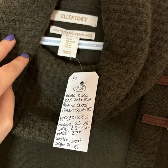 #28 Ellen Tracy Extra Fine Merino Wool Buckle Sweater - Picture 3 of 6